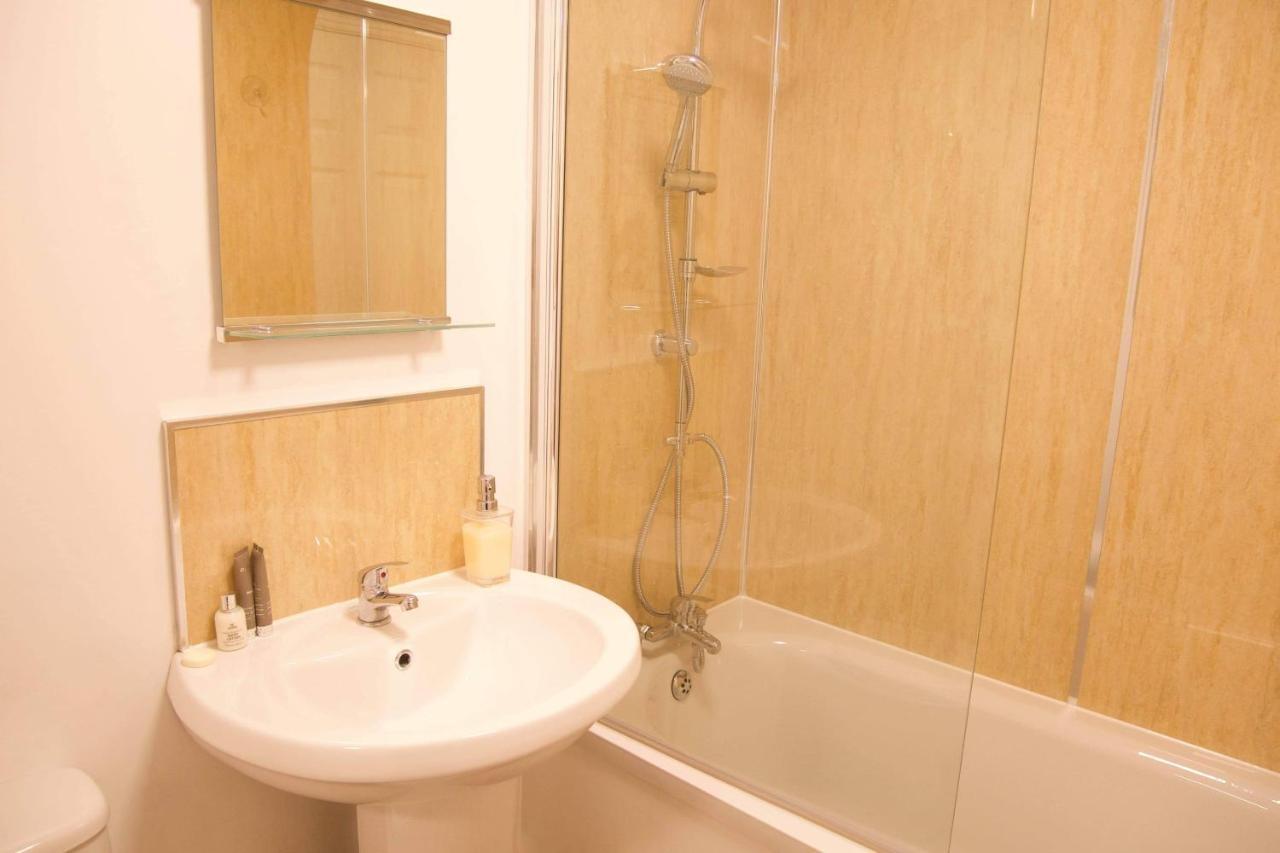 York City Centre, Recently Renovated 2 Bedroom Flat Kültér fotó